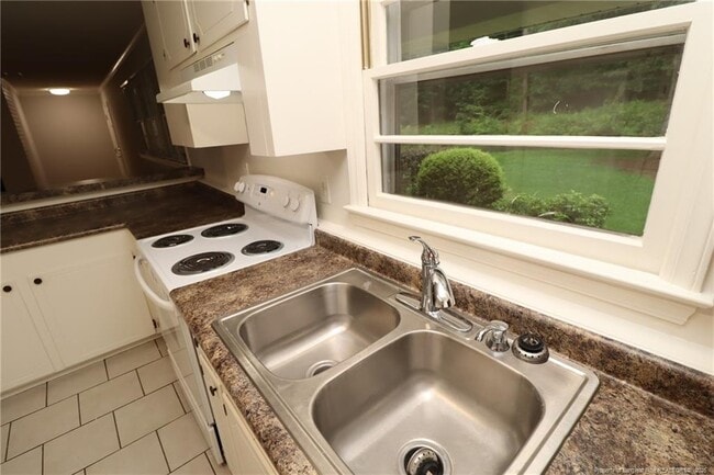 Building Photo - 1426 Old Trinity Cir