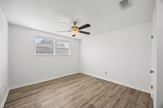 Building Photo - 2630 Alcott Ln