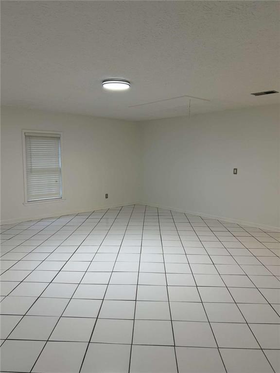 Building Photo - 717 Shore Dr