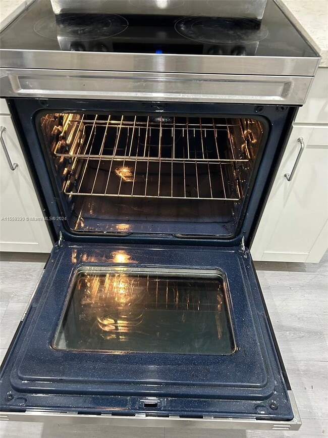 Building Photo - 1983 NW 46th St