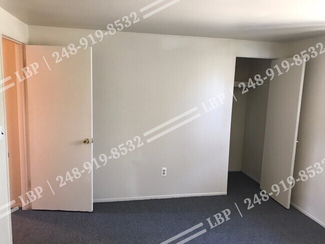 Building Photo - 5925 Inkster Rd