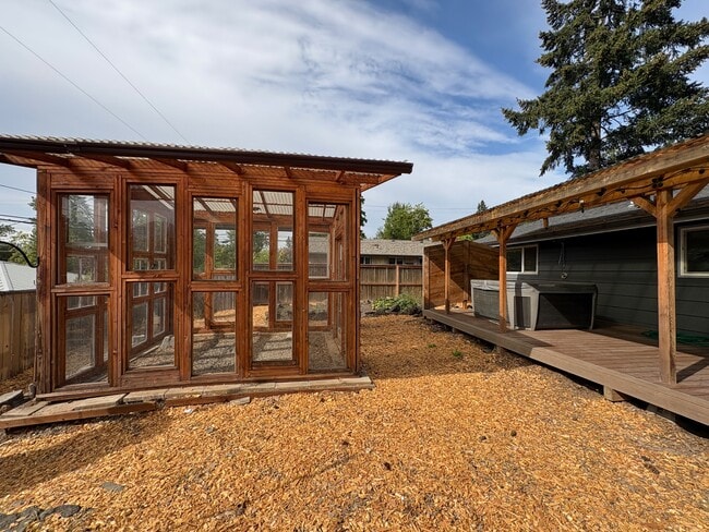Building Photo - 3230 Onyx St