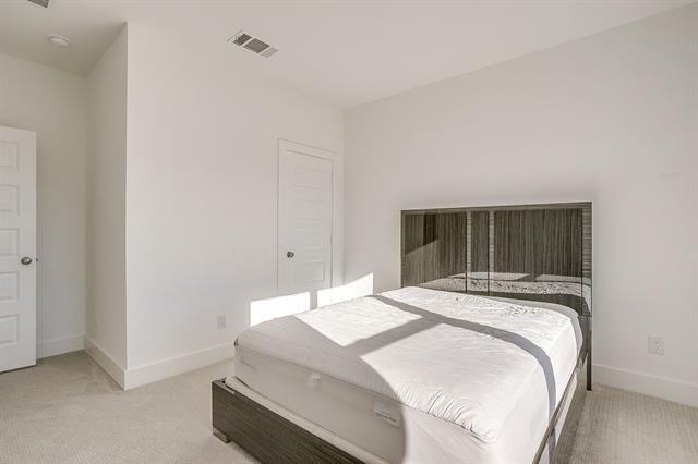 Building Photo - 9205 Cooper Ct