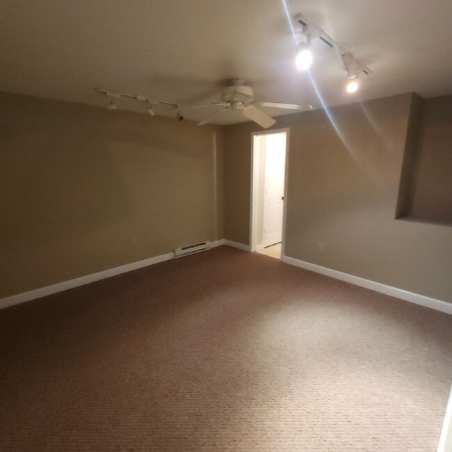 Building Photo - SPACIOUS 2-Story House with Basement in Ab...