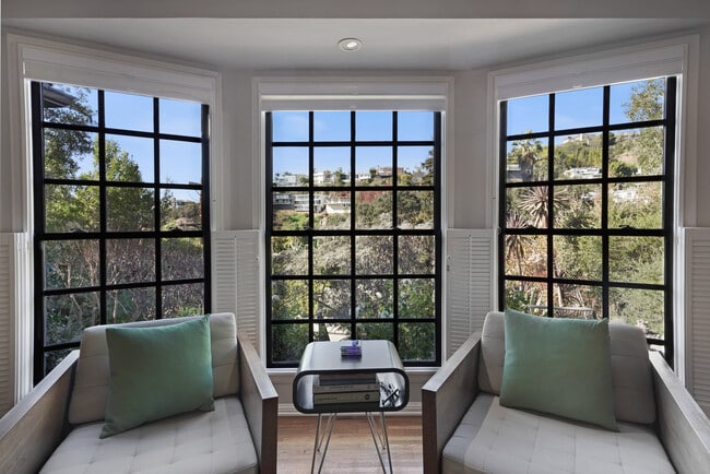 Views from Living Room - 1522 Forest Knoll Dr