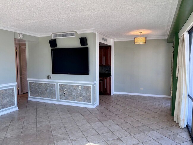 Building Photo - Available Now | 2 Bedroom, 2 bathroom, 1 a...