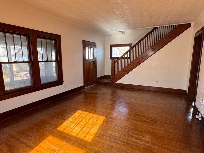 Building Photo - 2207 Wilkes Ave