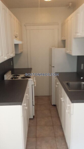 Primary Photo - 149 Park Dr