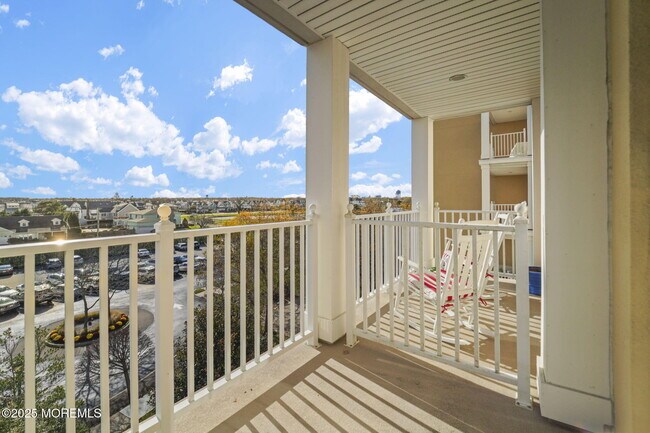 Building Photo - 700 Ocean Ave N