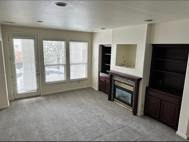 Building Photo - 4819 Elkcreek Trail