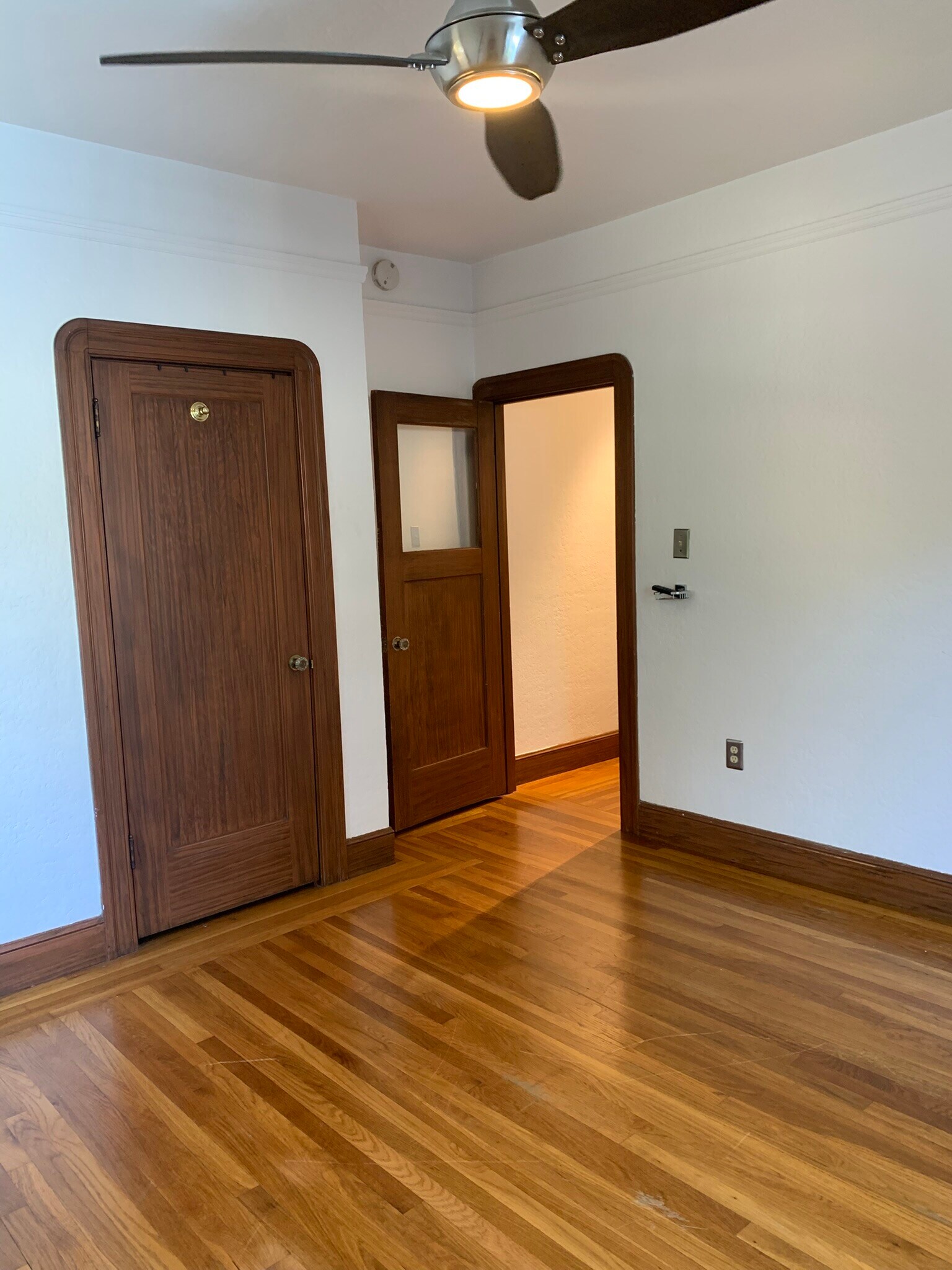 Building Photo - 1507 Estudillo St