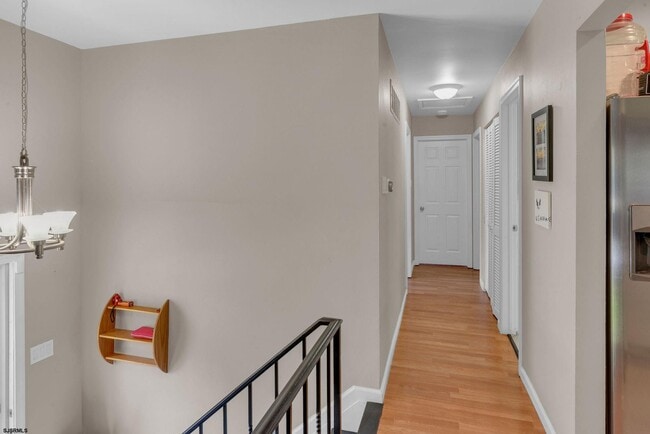 Building Photo - 226 Juniper Ave