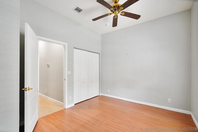Building Photo - 6020 Spring Lake Terrace
