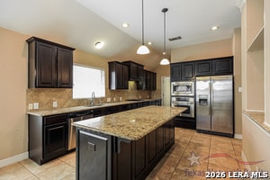 Building Photo - 2431 Tremonto