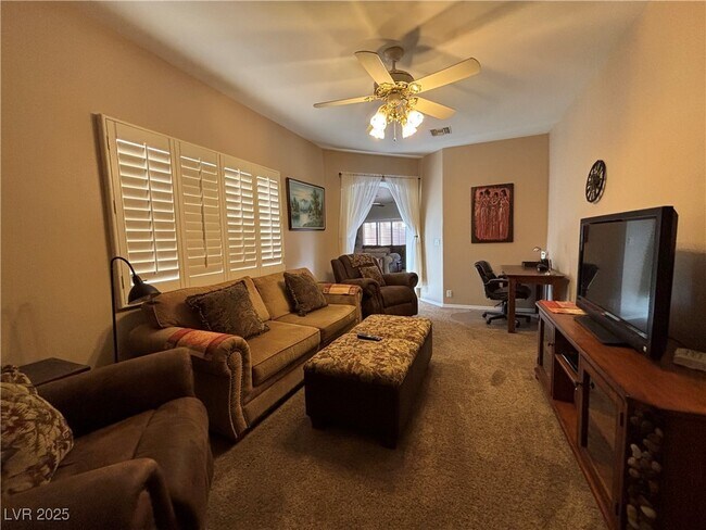 Building Photo - 1164 Golf Club Dr
