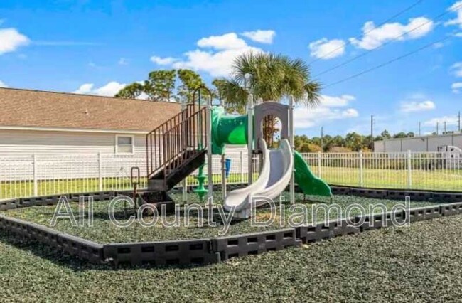 Building Photo - 11721 Sand Castle Ln