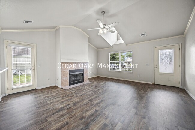 Building Photo - 1308 S C Ct