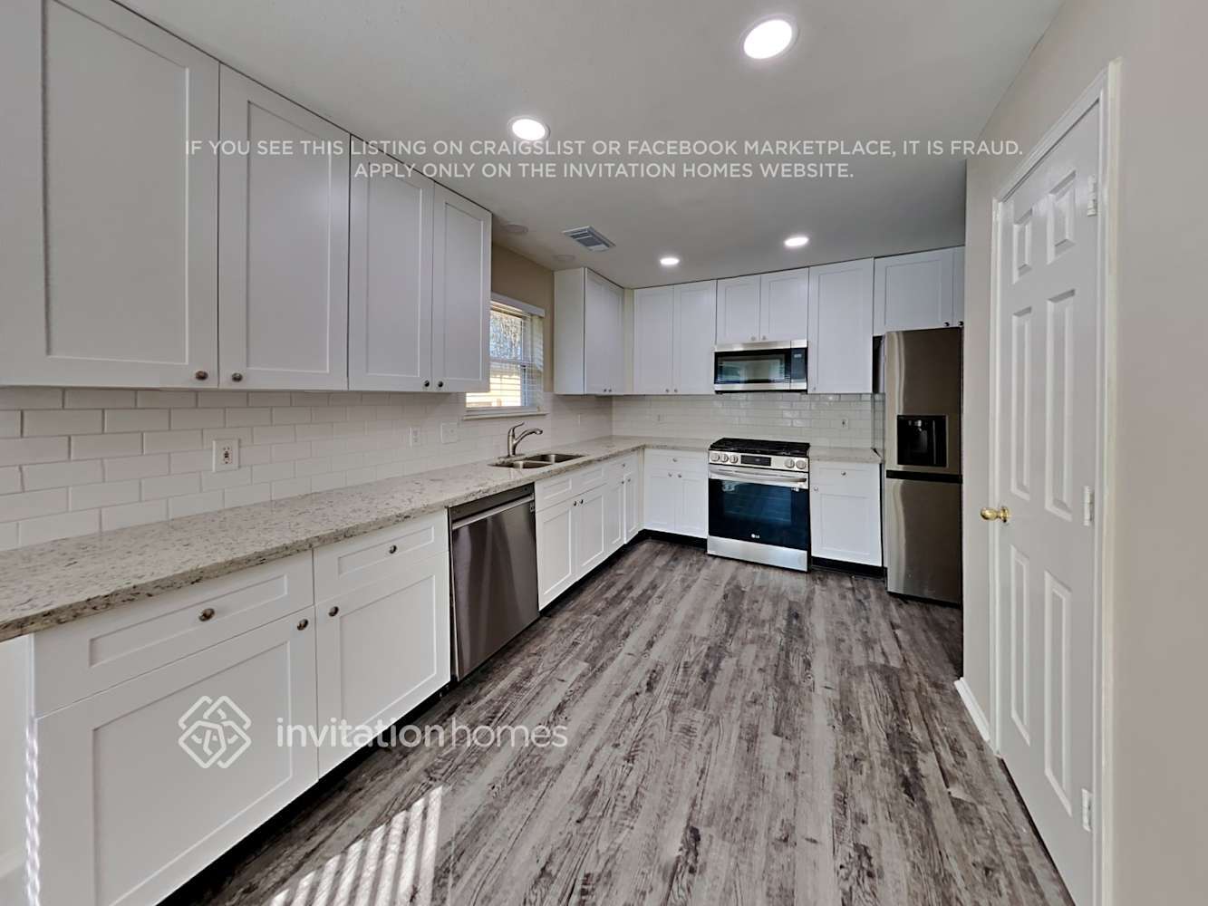 Building Photo - 14327 Heron Marsh Dr
