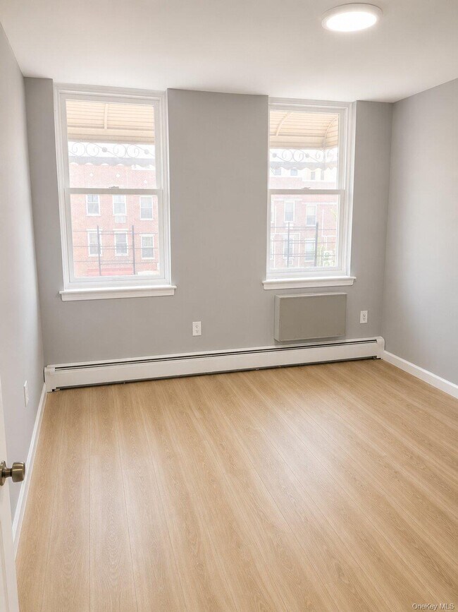 Building Photo - 866 Fairmount Pl