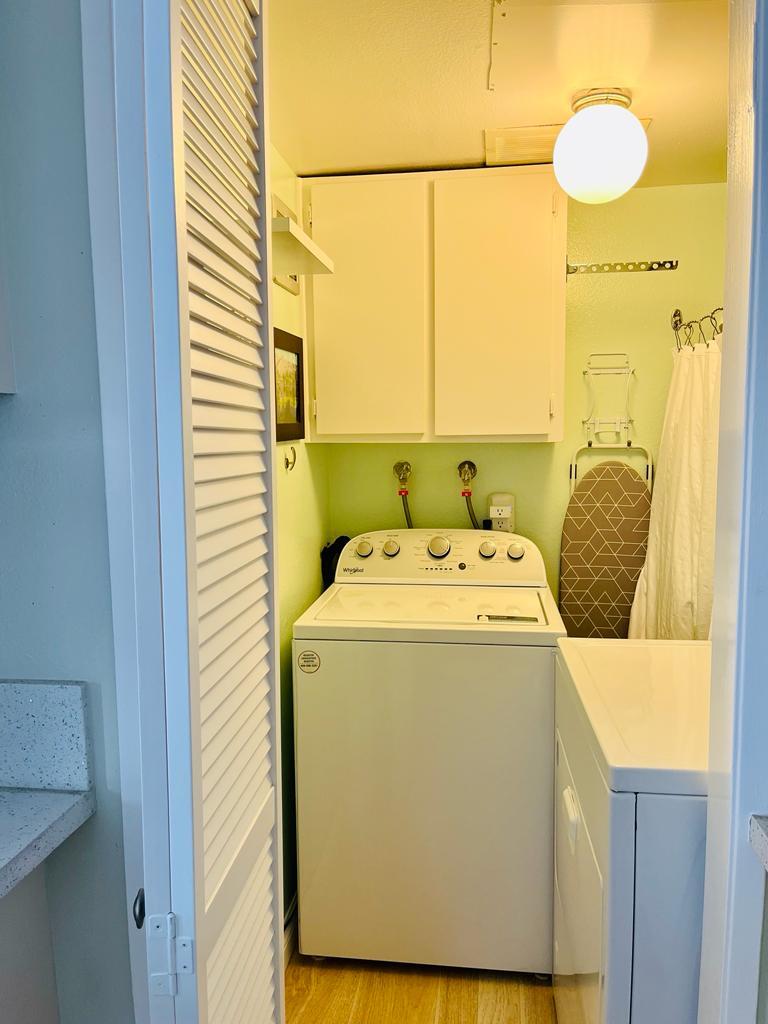 Laundry area - 999 San Pasqual St