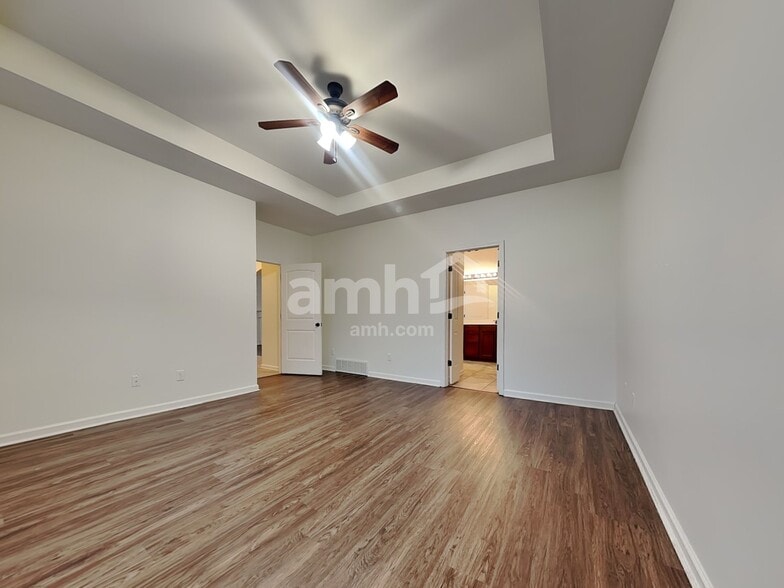 Building Photo - 6795 Jessie Hoyt Dr