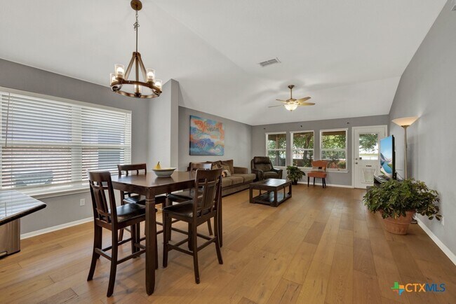 Building Photo - 481 Bayou Bend Dr