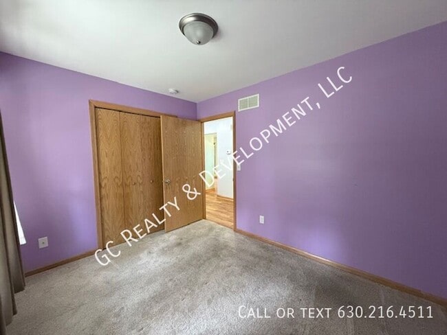 Building Photo - 446 S State St
