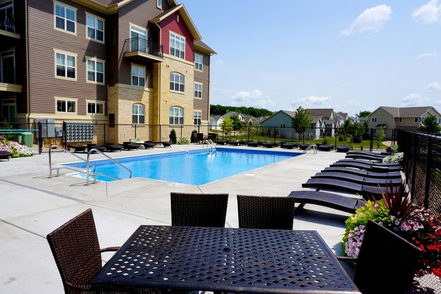 Siena Ridge Apartments 1290 Lucerne Dr Verona WI 53593 Apartment Finder