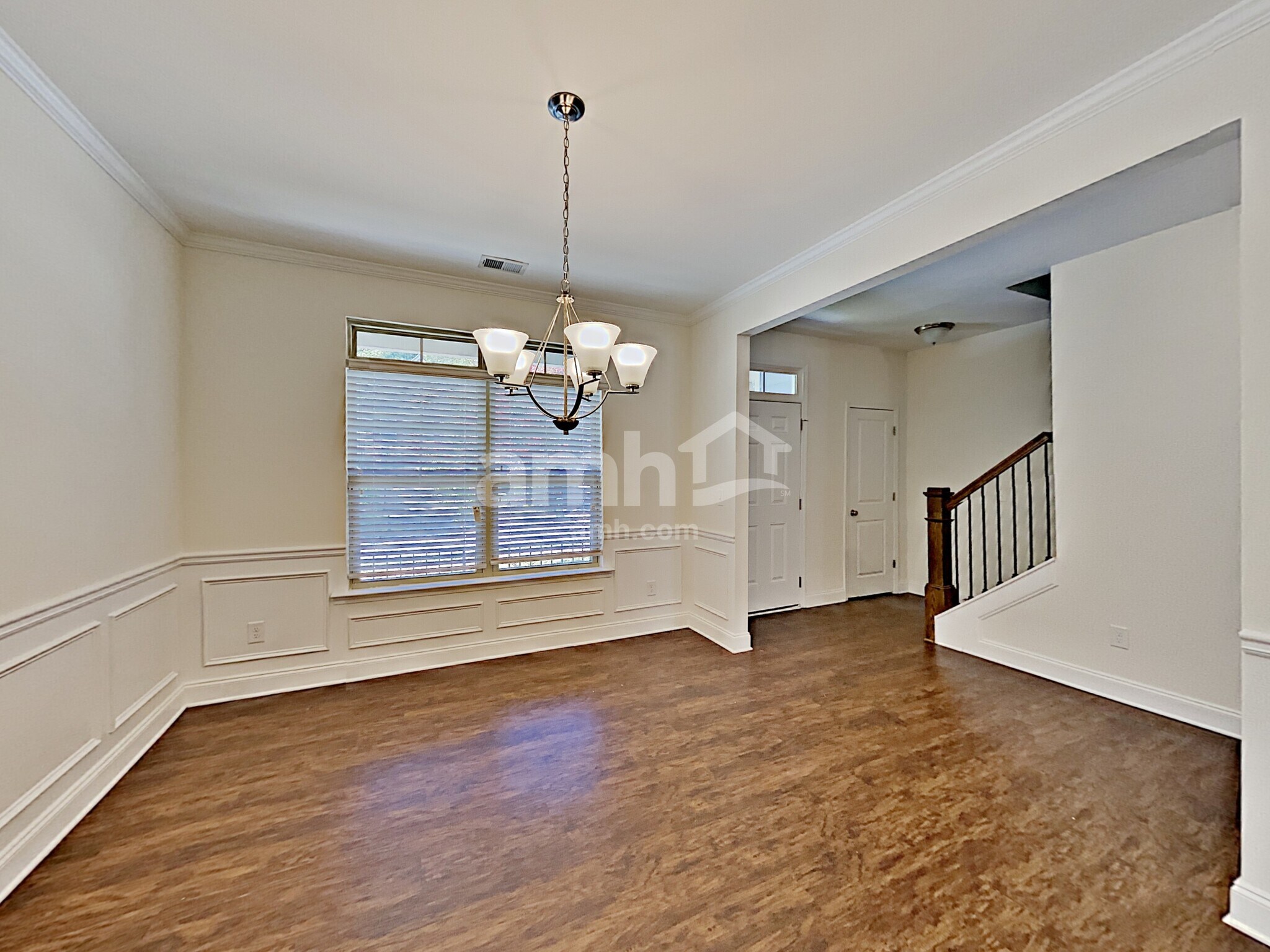 Building Photo - 2103 Leafmore Ct SE