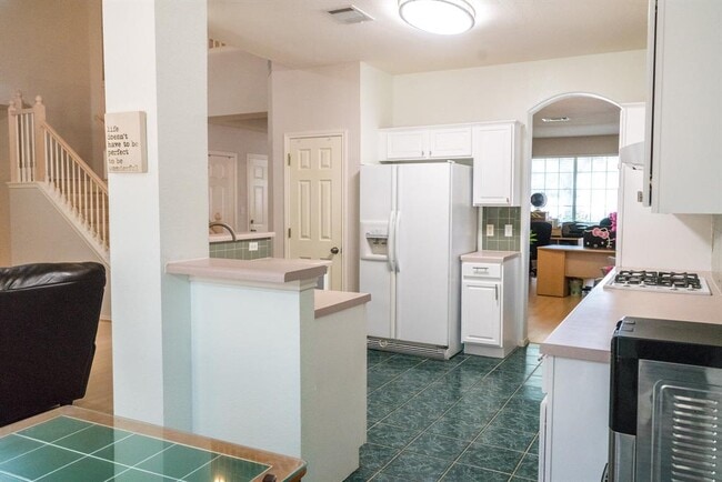 Building Photo - 4916 Tiger Lily Way
