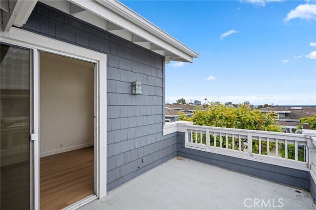 Building Photo - 3631 Geranium Ave