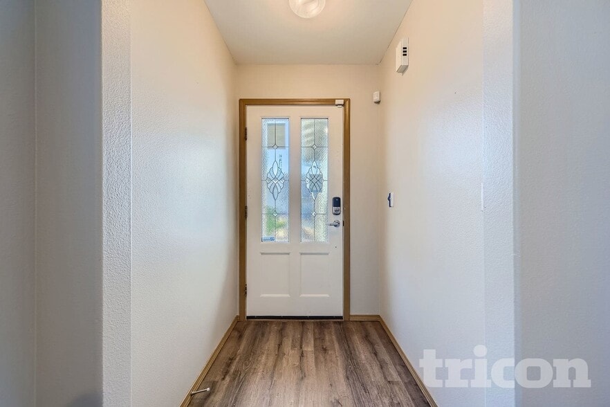 Building Photo - 2820 187th St E