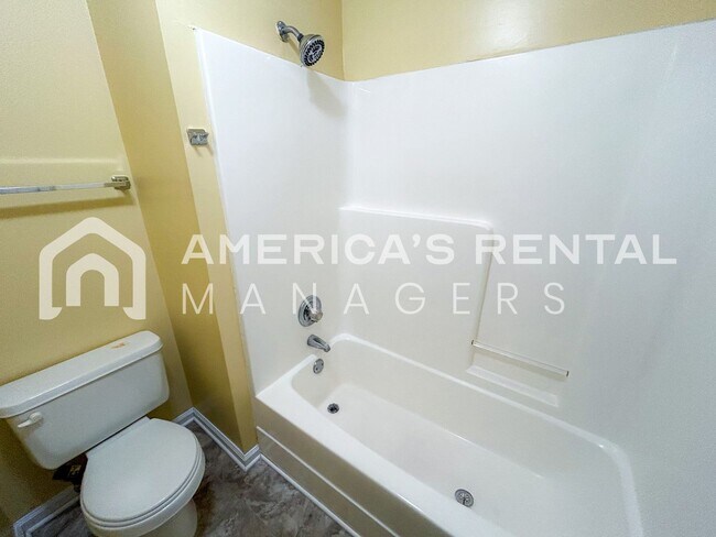 Building Photo - Home for Rent in Birmingham!