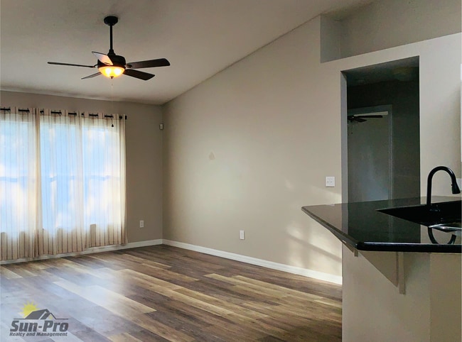 Building Photo - 5988 Sawgrass Point Dr