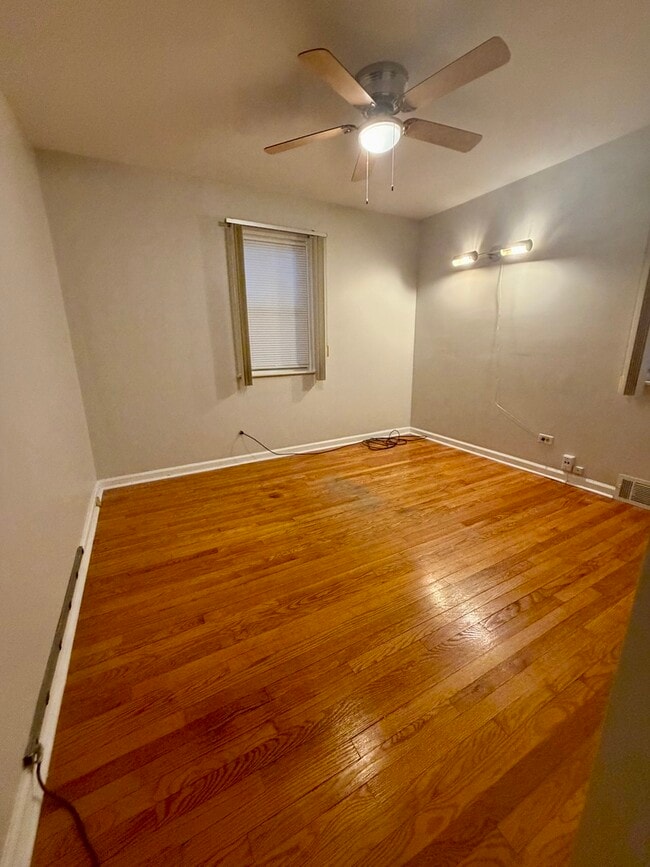 Building Photo - 314 E 83rd St