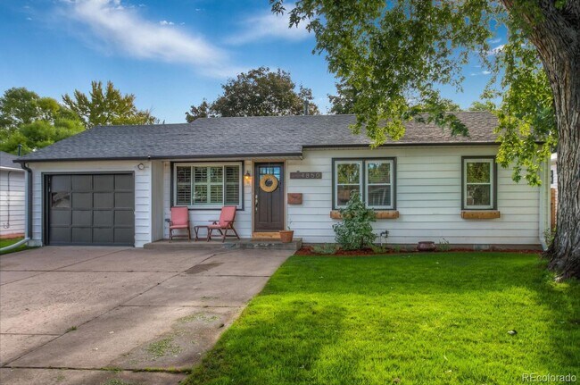 Building Photo - Fantastic Englewood Ranch