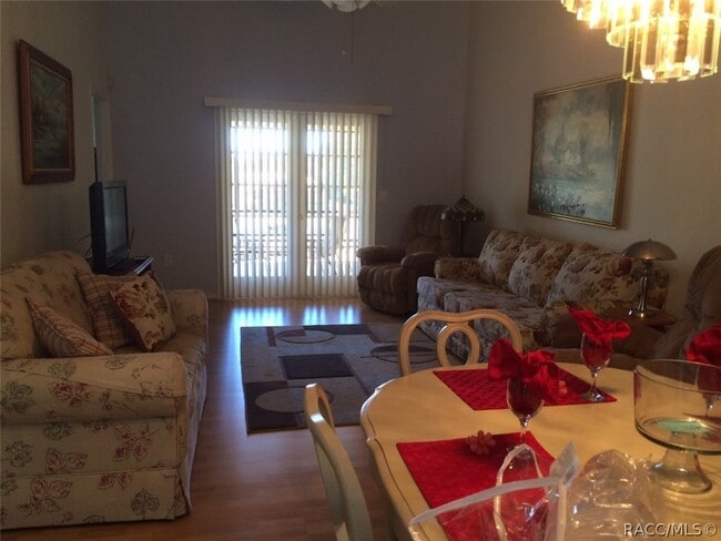 Building Photo - 791 E Hartford St