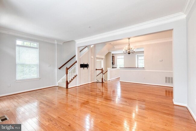 Building Photo - 9301 Paragon Way