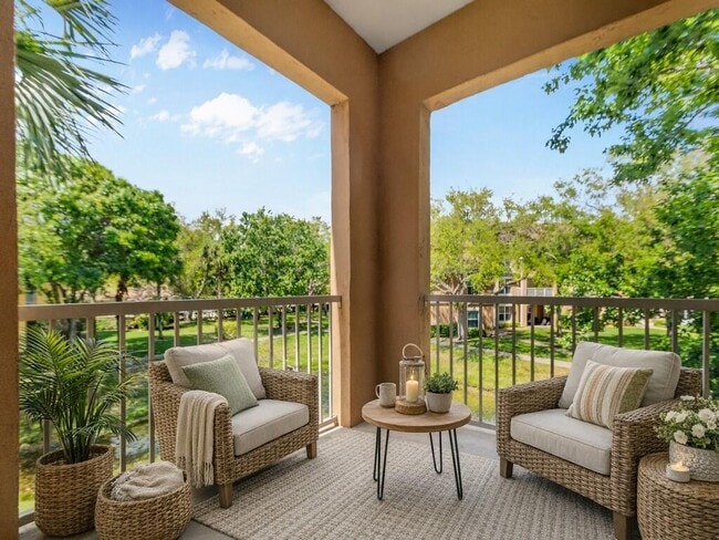 Building Photo - 5020 Fairways Cir