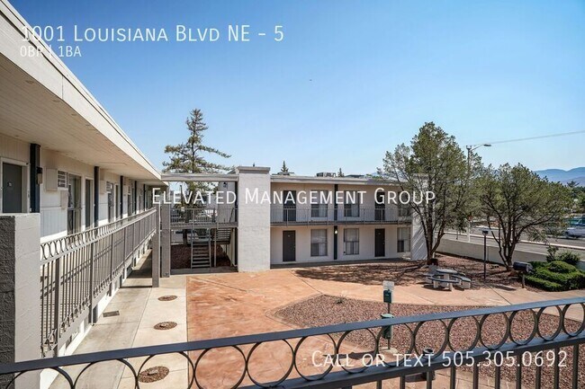Building Photo - 1001 Louisiana Blvd NE