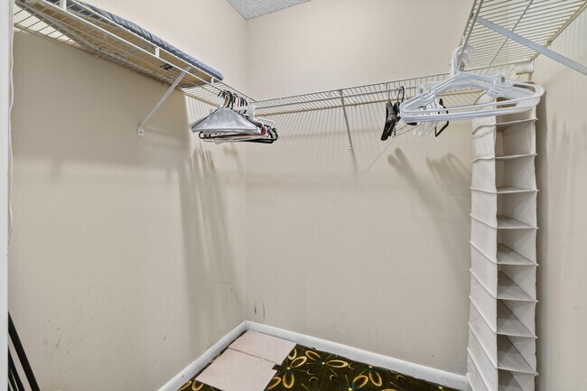 Building Photo - 1003 Ocean Dunes Cir