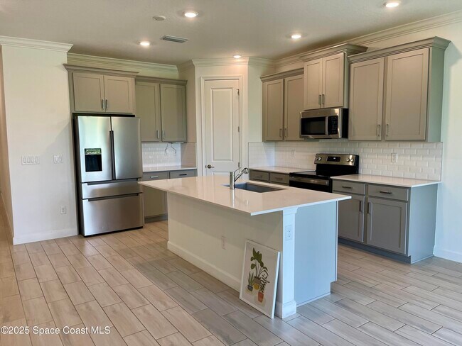 Building Photo - 696 Veridian Cir NW