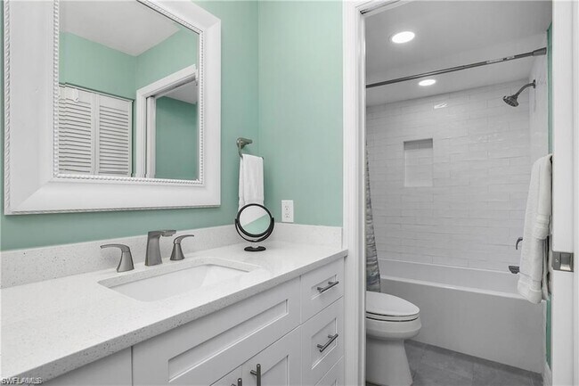 Building Photo - 773 Wiggins Lake Dr