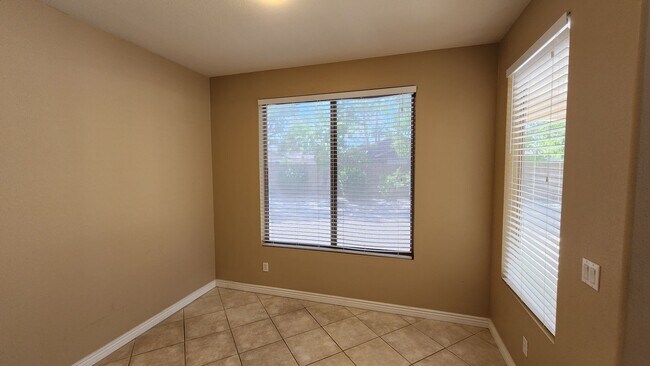 Building Photo - 3 Bedroom Home in Dobson Place Community N...