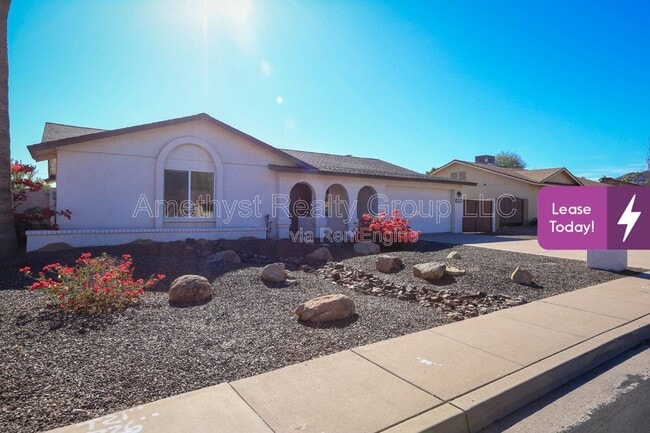 Building Photo - 4239 E San Gabriel Ave