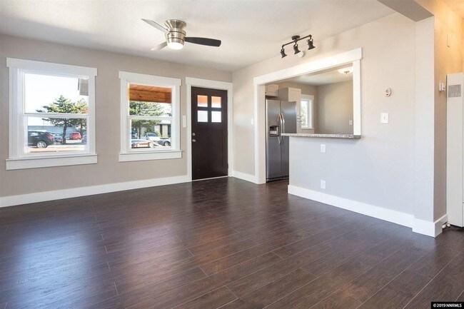 Building Photo - 1205 Valley Rd