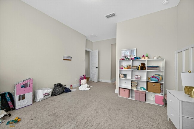 Building Photo - 7727 Pleasant Crst Dr