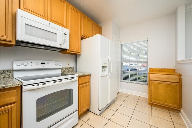 Building Photo - 1242 Vineland Pl