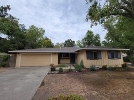 Building Photo - 4380 Entrada Dr