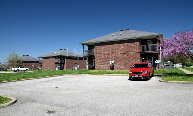 Building Photo - 304 Keeneland Dr
